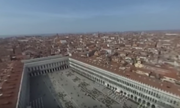 VENICE • 360 VIEW of the St Mark's Square!